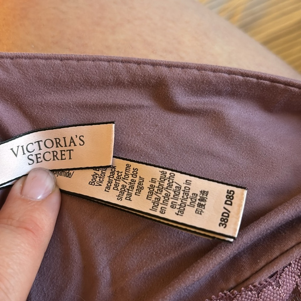 Victoria's Secret Mauve Lace Racerback Push-Up Bra - Picture 4 of 4